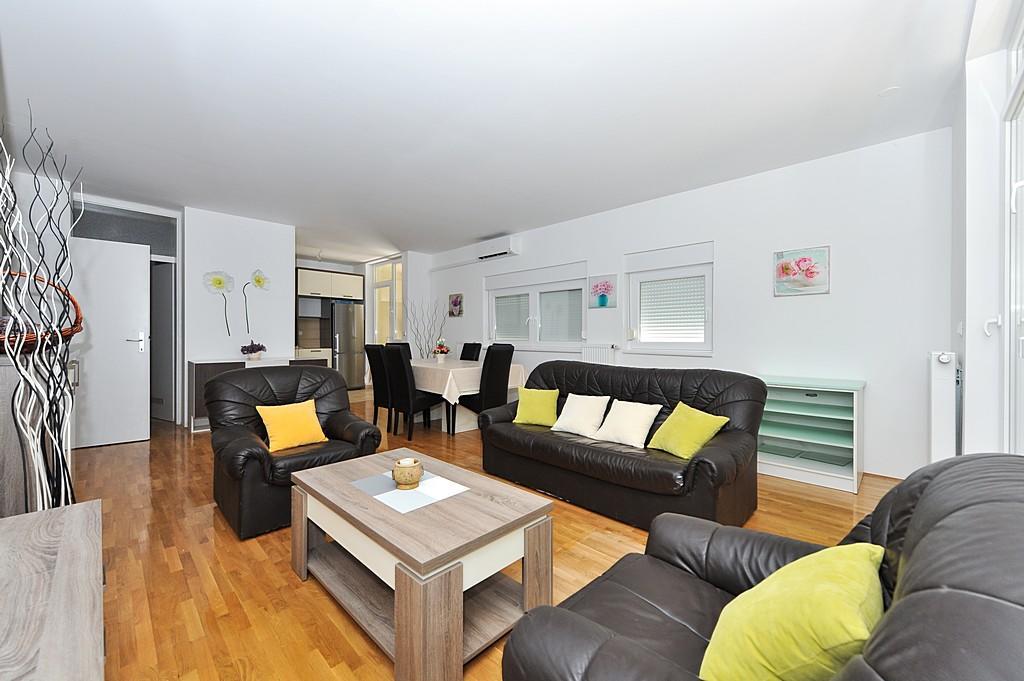 Ana Apartment ซาดาร์ ภายนอก รูปภาพ